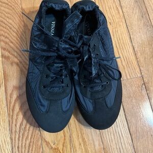 Vivaia Black Women's Flats